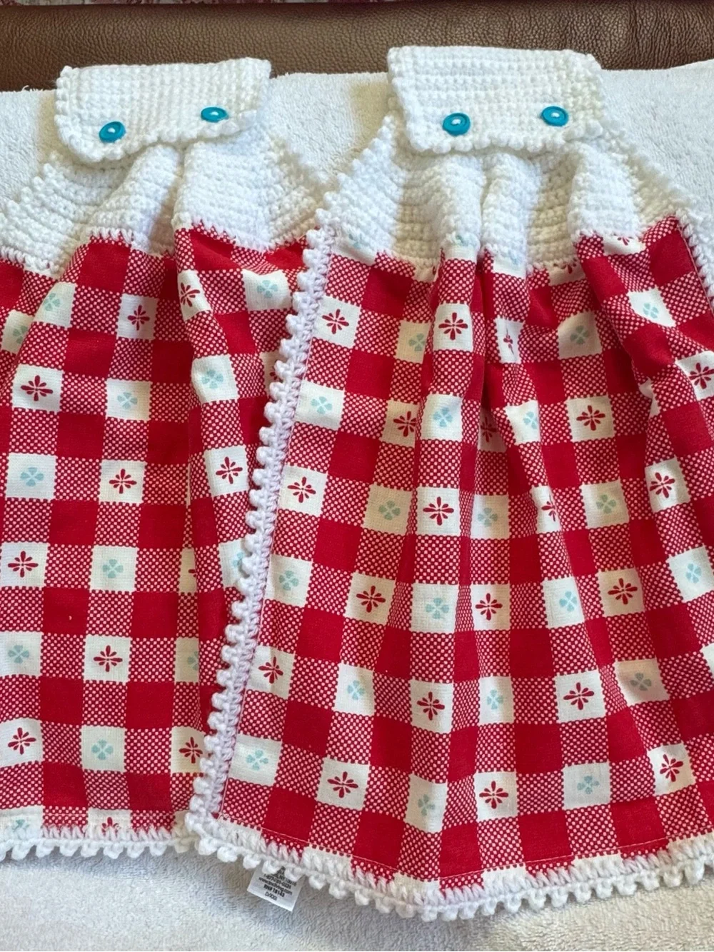 Pioneer Woman Crochet Hanging Kitchen Towels Pair Red Check